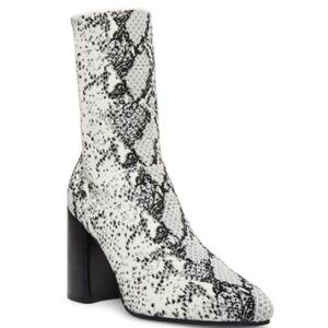 Women's Snakeskin Pattern Ankle Boots